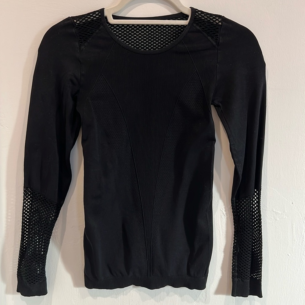 Alala Long Sleeve Top!